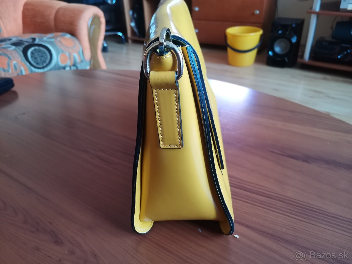 Štýlová kožená kabelka - 6