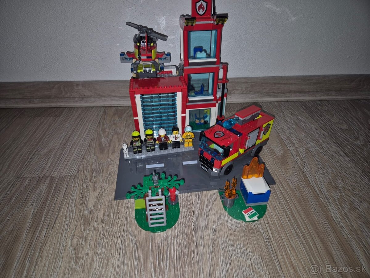 Lego hasicska stanica - 6
