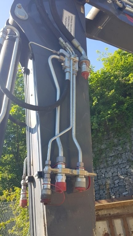 Kolové rypadlo Schaeff TW110 - 6