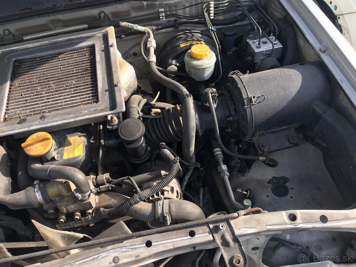 Motor nissan Terrano II - 6