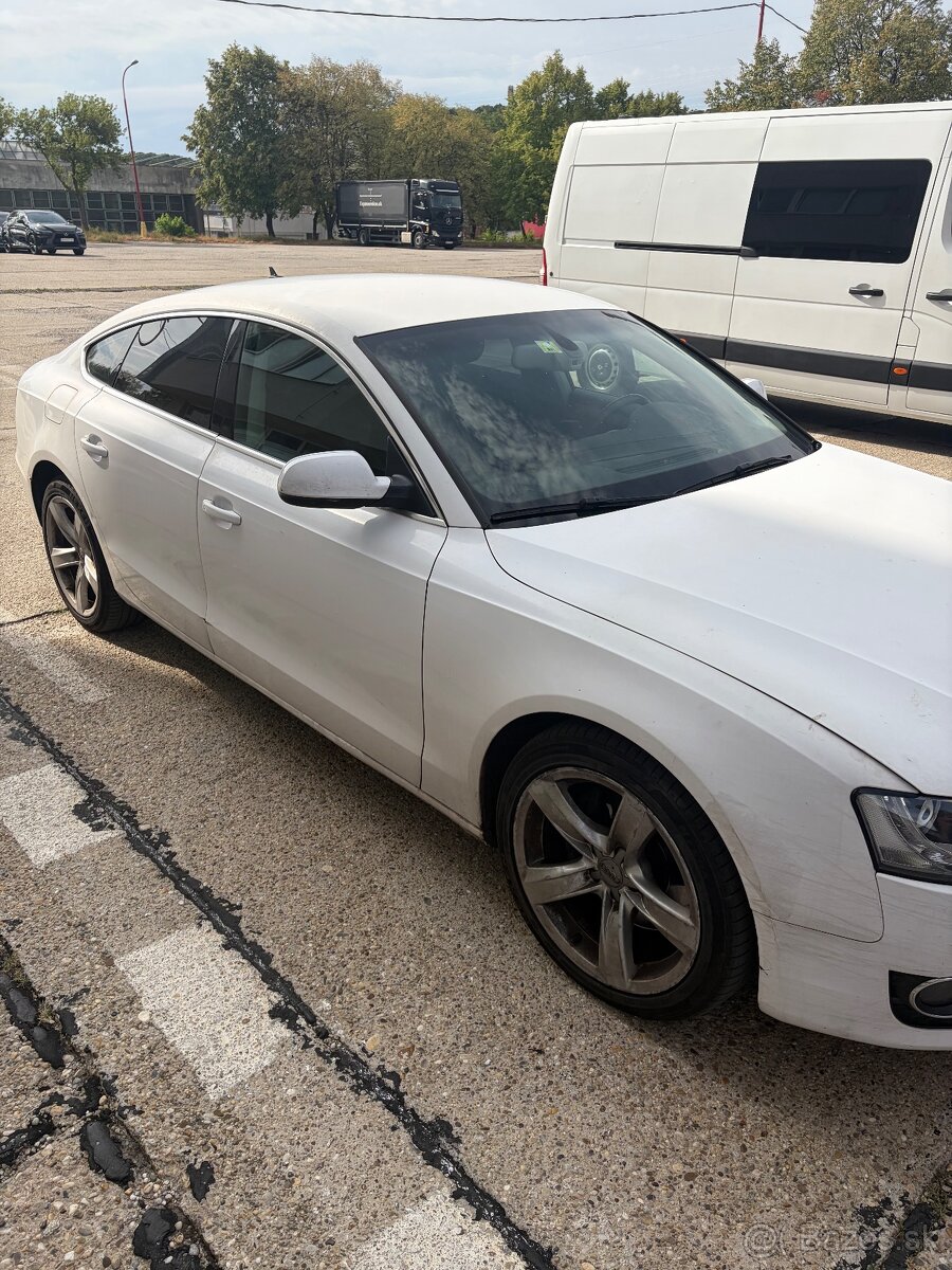 Predám Audi A5 3.0 TDi Quattro - 6