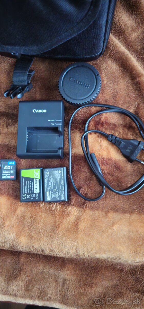 Canon EOS 2000D - 6