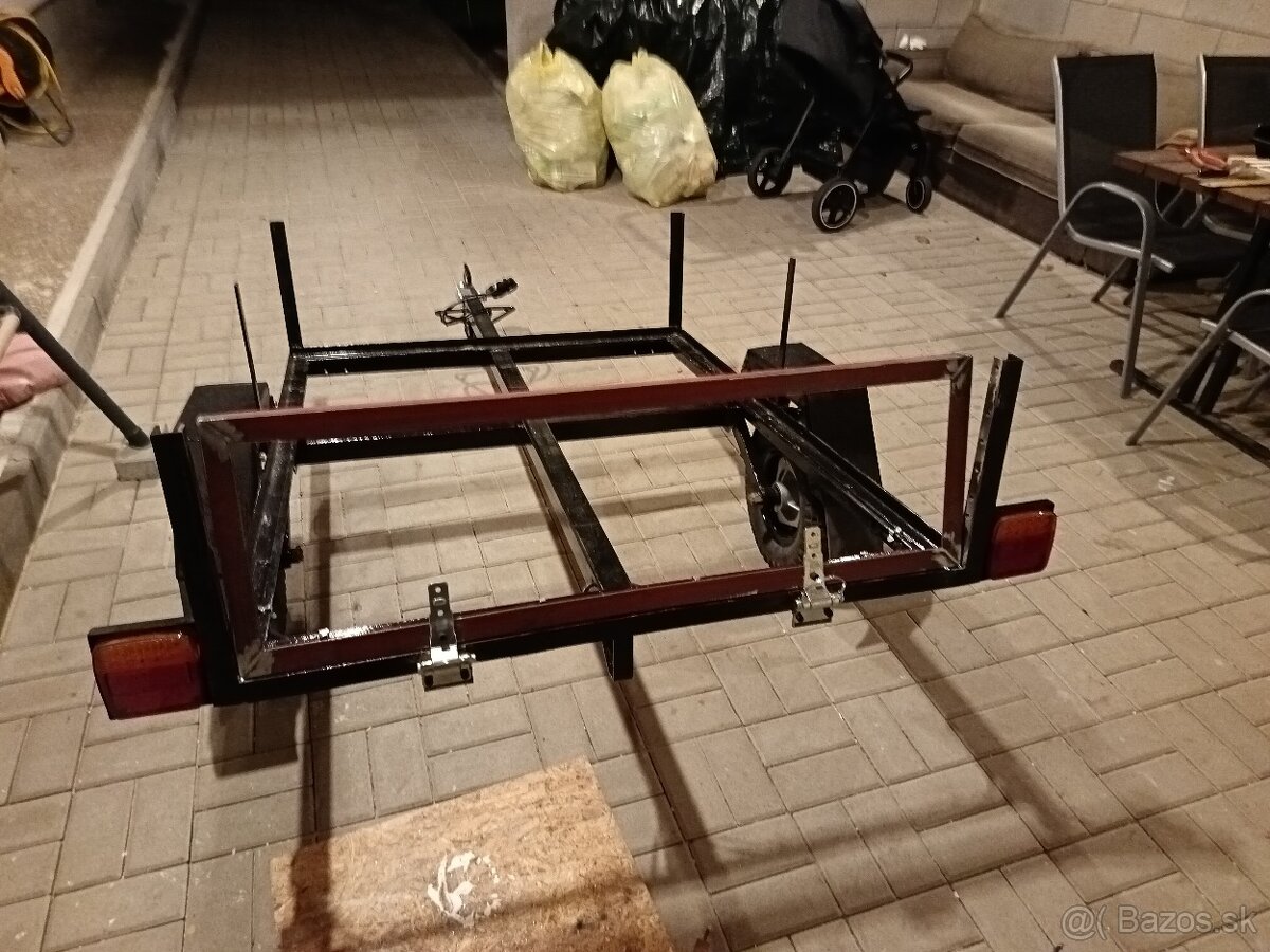 Prívesný vozík - 6