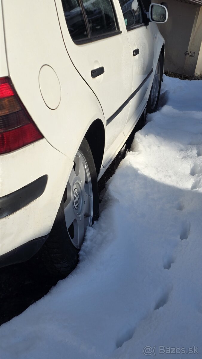 Golf 4 - Plátna STK a EK - 6