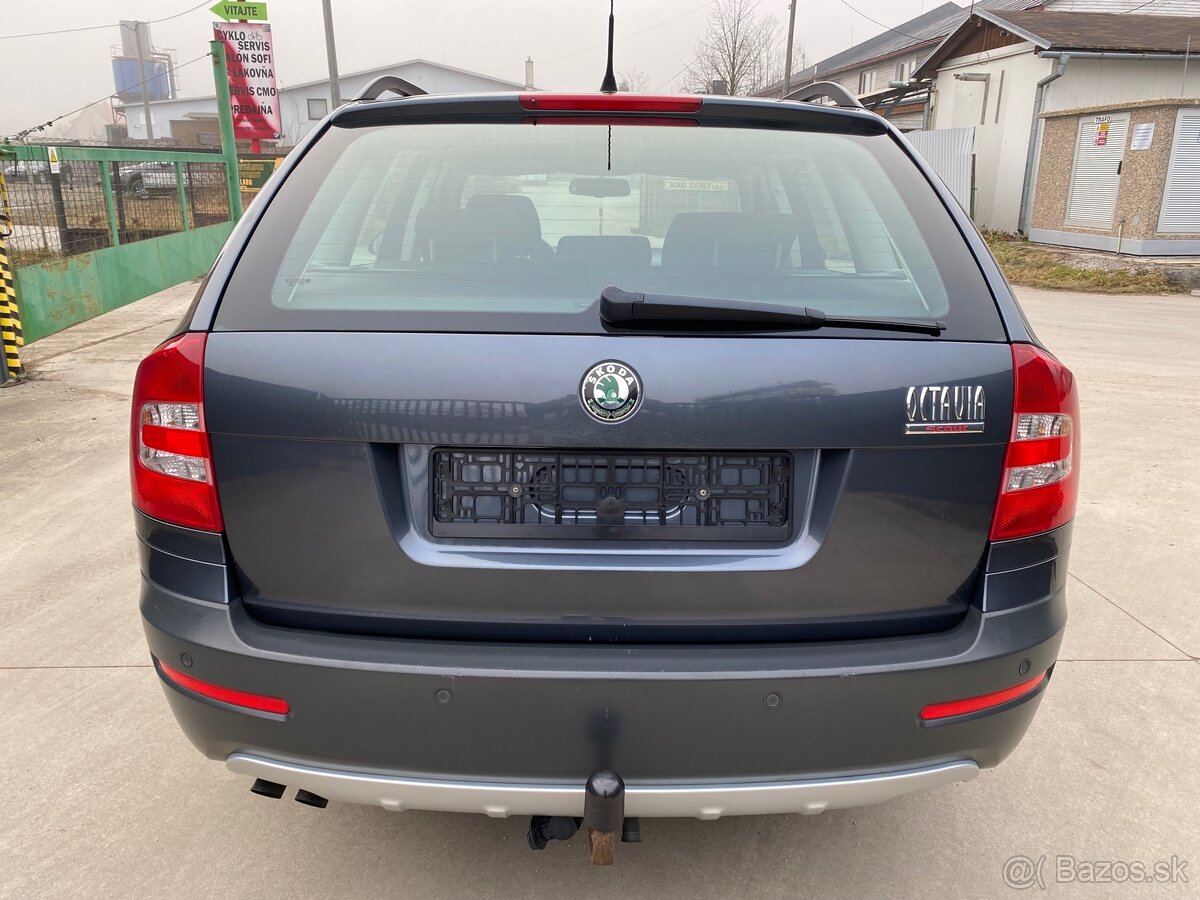 Škoda Octavia Combi 2.0 TDI 4x4 Scout - 6