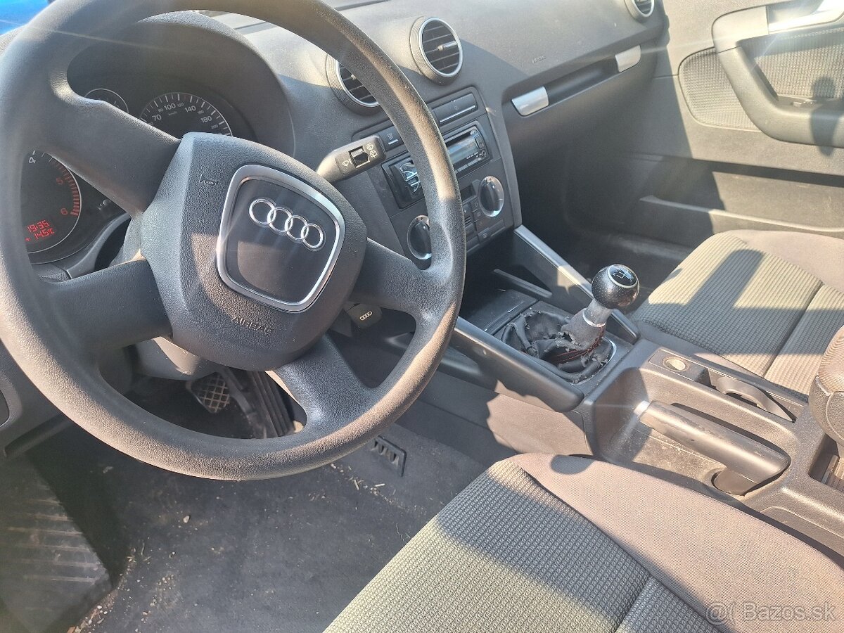 AUDI A3 1,9TDI SPORTBACK 77KW MOTOR - 6