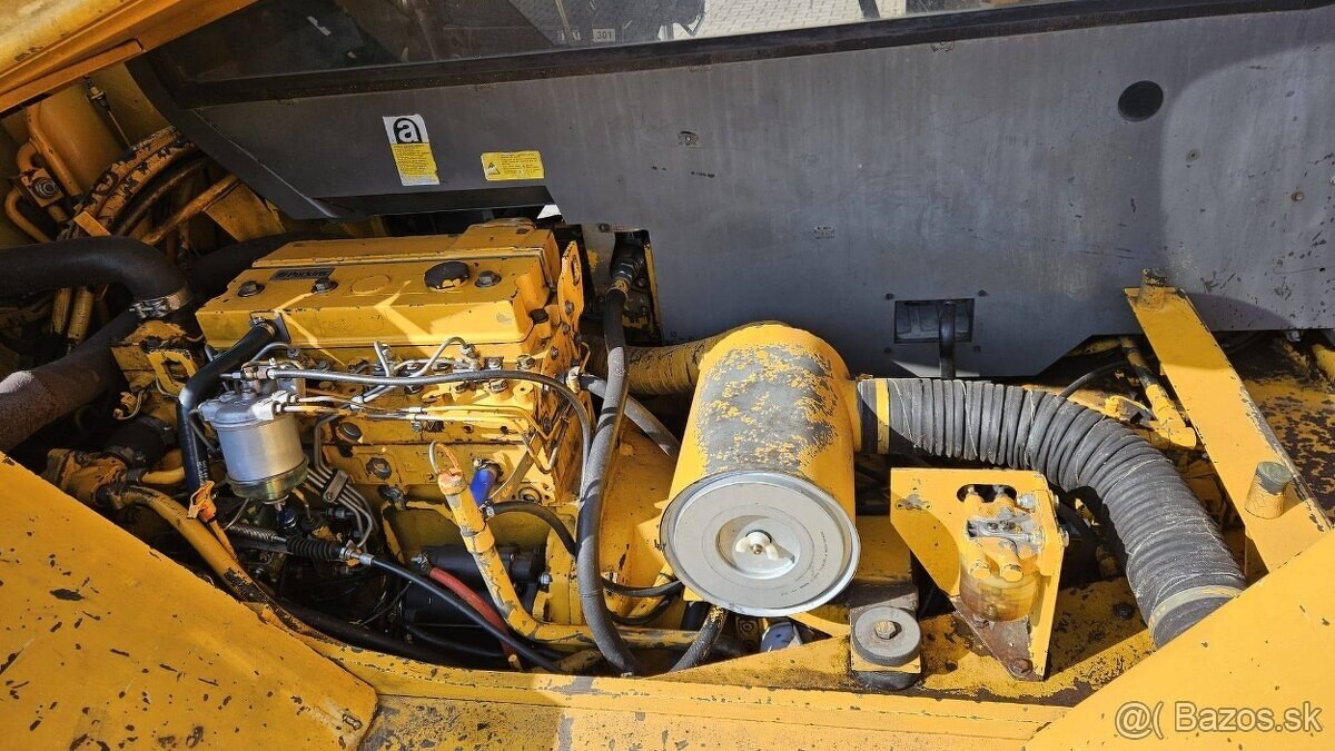 Predám stavebný teleskopický nakladač JCB 530-110 - 6