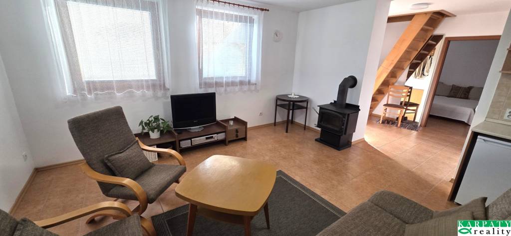 Na predaj zánovný, útulný rodinný dom, Šurovce - 6