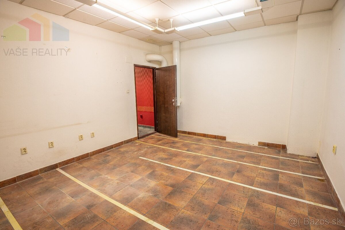 Na prenájom obchodno – reštauračný priestor, 1.207 m², BA – - 6