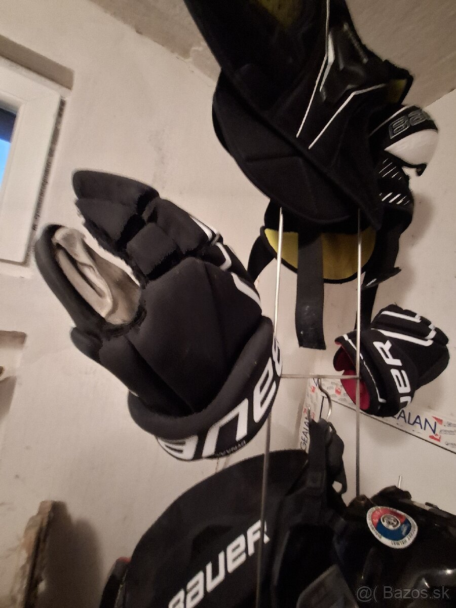 Hokejová výstroj - 6