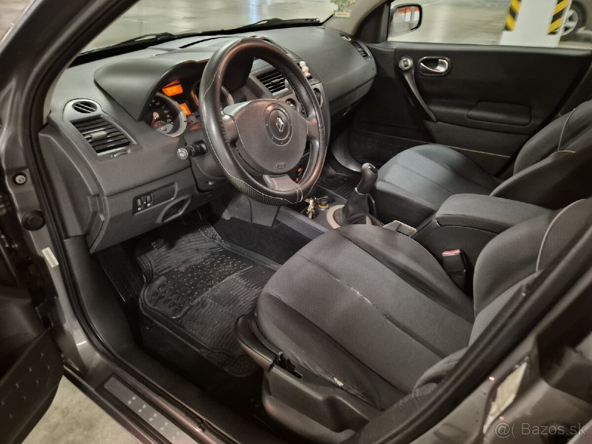 Renault Megane Grandtour 1.5 DCI - 6