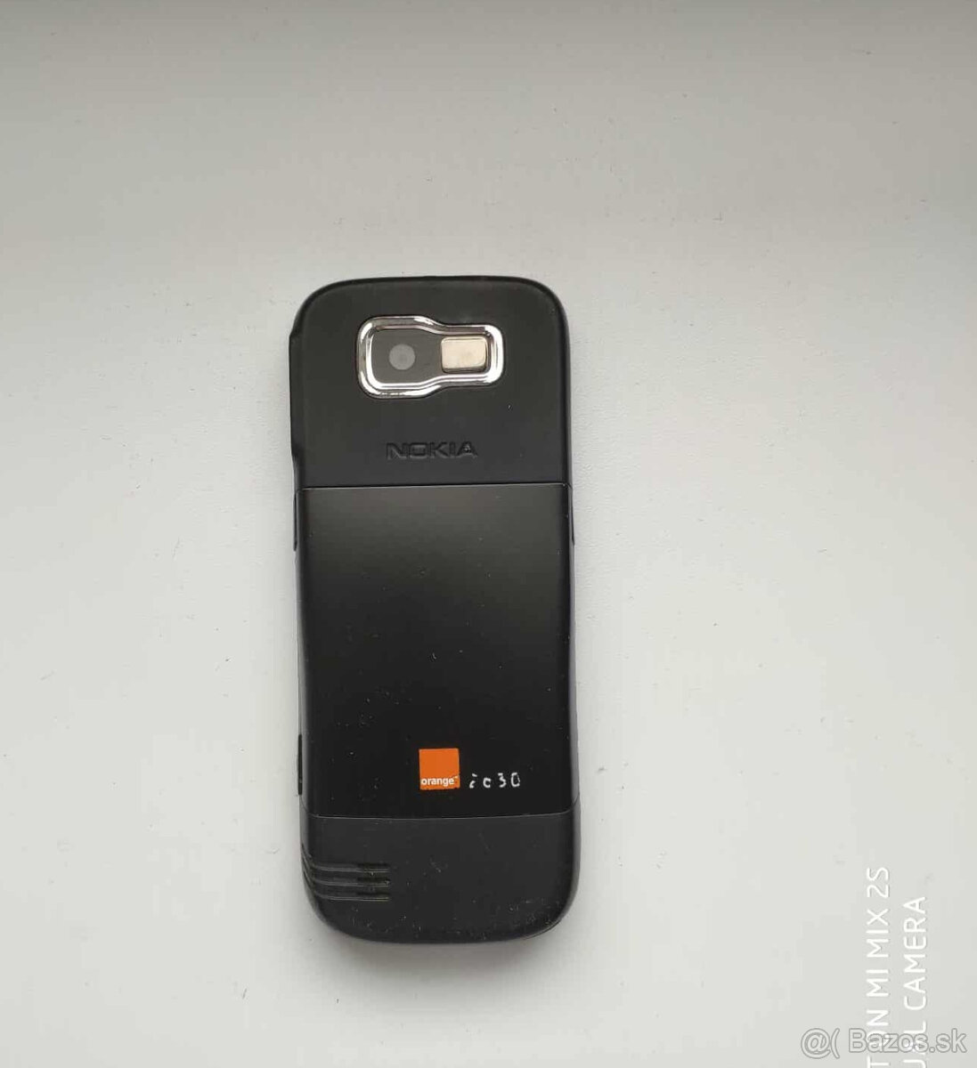 Predám mobil Nokia 2630 - 6