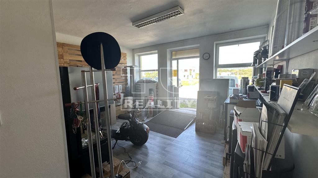 Polyfunkčná budova so stabilnými nájomcami v Diviakoch - 6