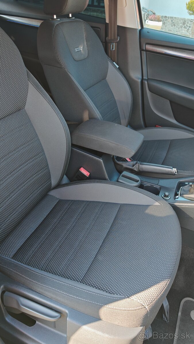 Škoda Octavia 3 scout 4x4 - 6