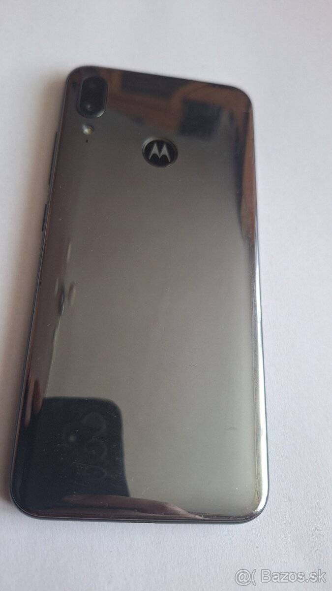 Motorola moto e6 plus 4/64gb - 6