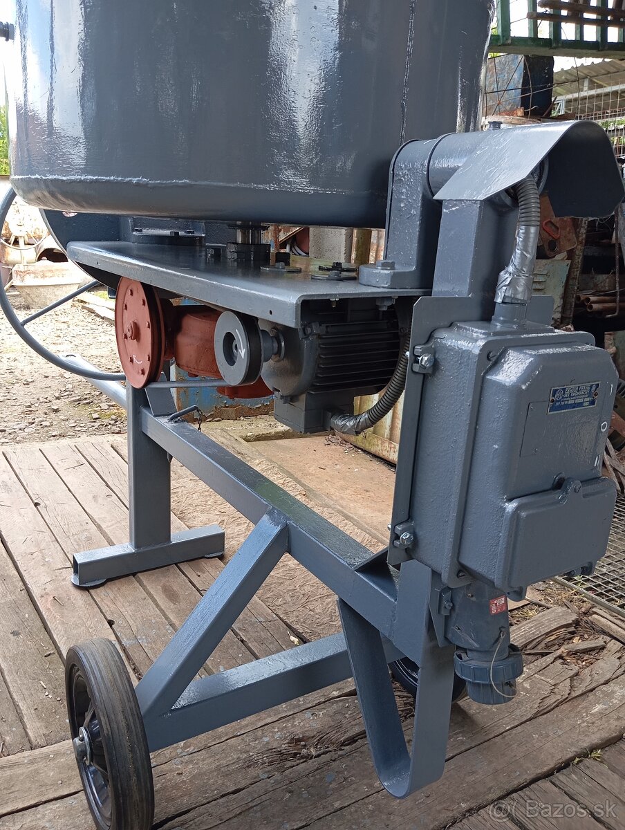 Predám miešačku sm 150 - 6