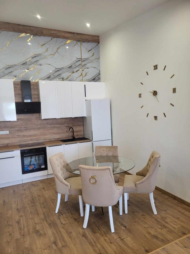 Prenájom 3 izbového bytu v centre - 6