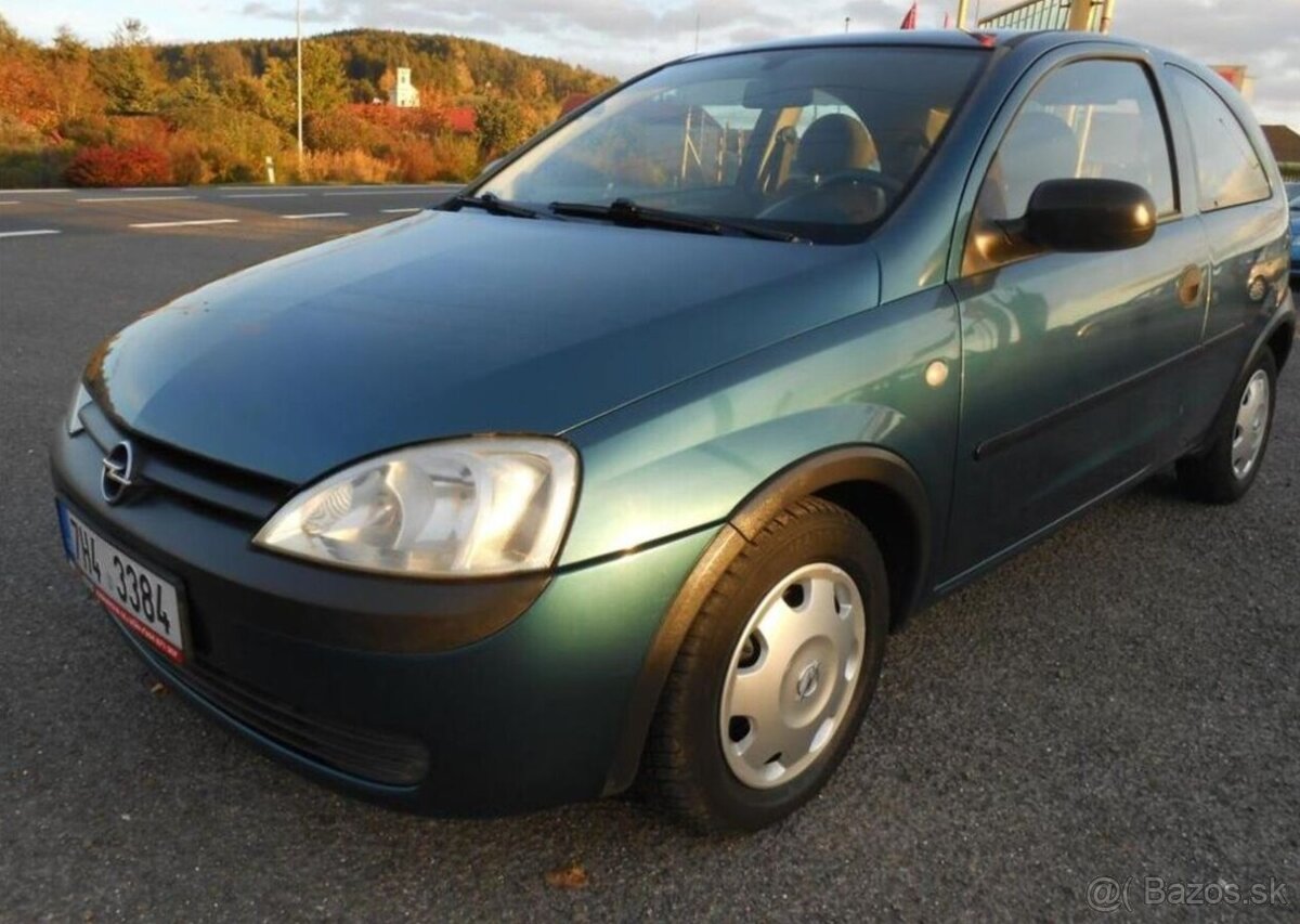 Opel Corsa 1,0 12V Club benzín - 6