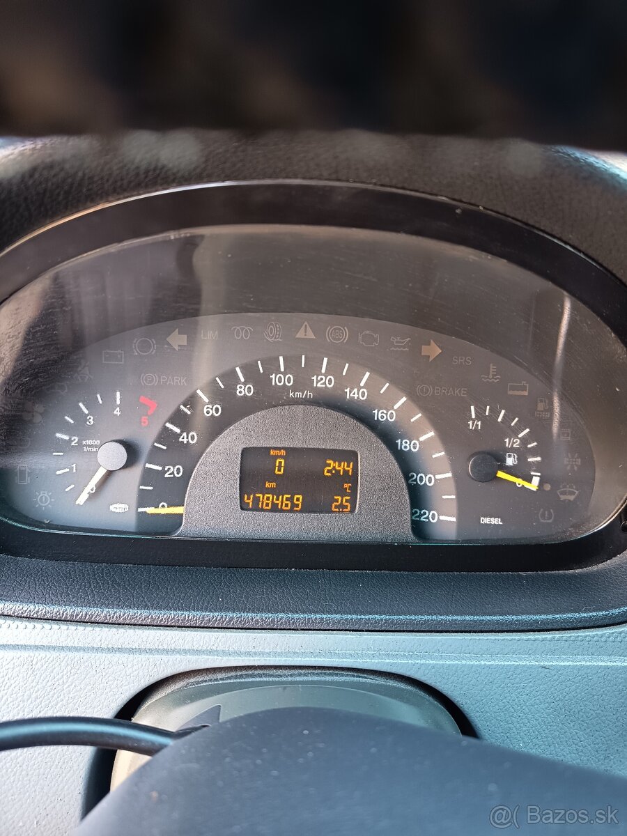 Mercedes Benz Vito 115 CDI - 6