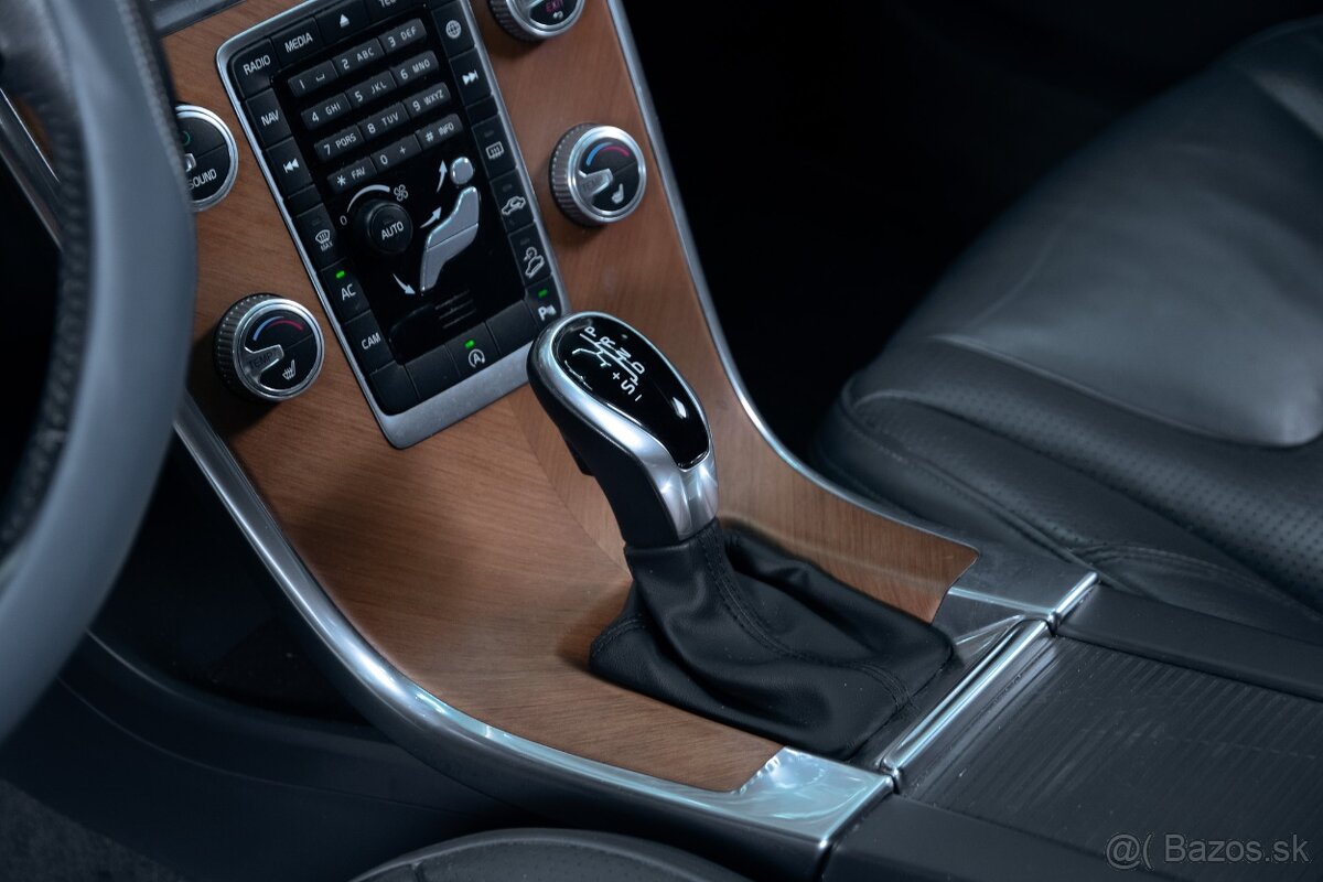 Volvo XC60 2.4D 140kW, automat, 4x4, 2017 - 6