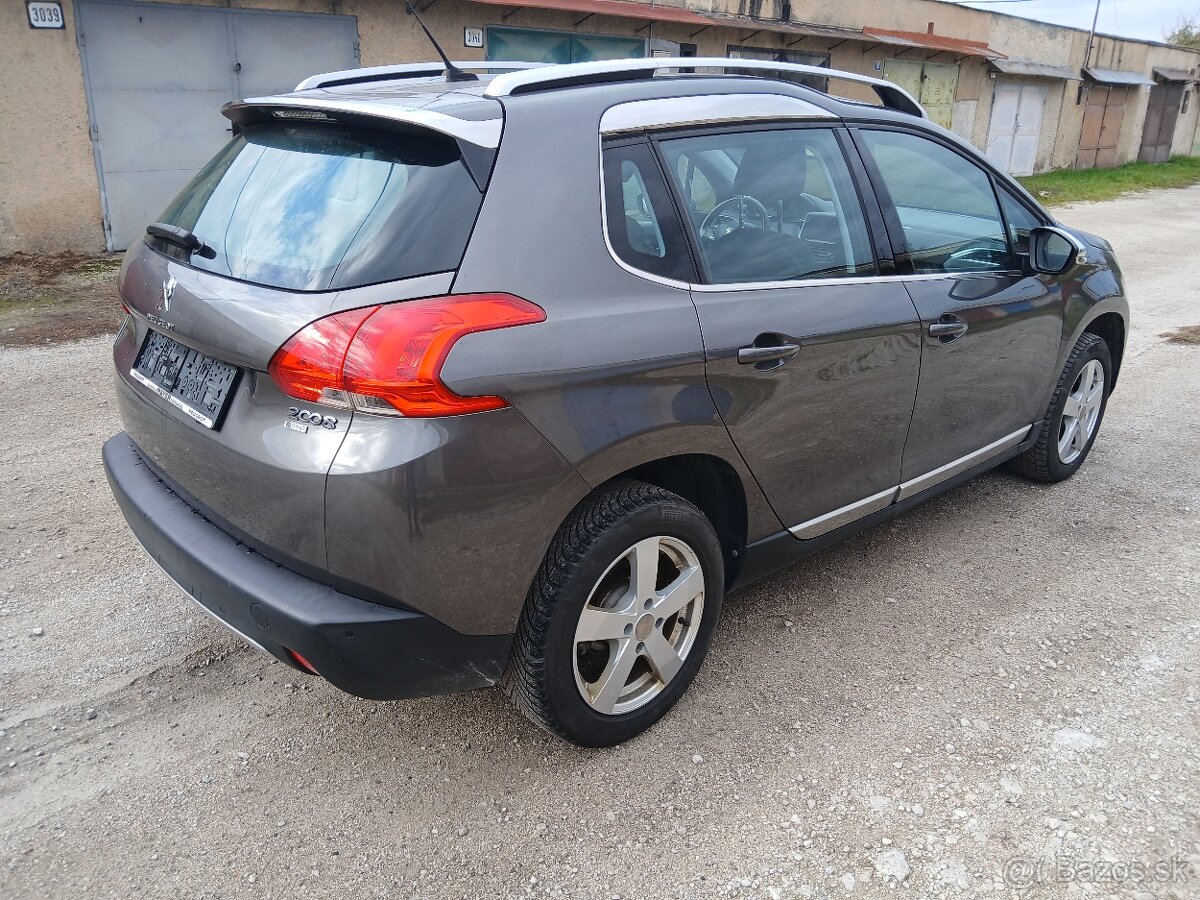 Peugeot 2008 - 6