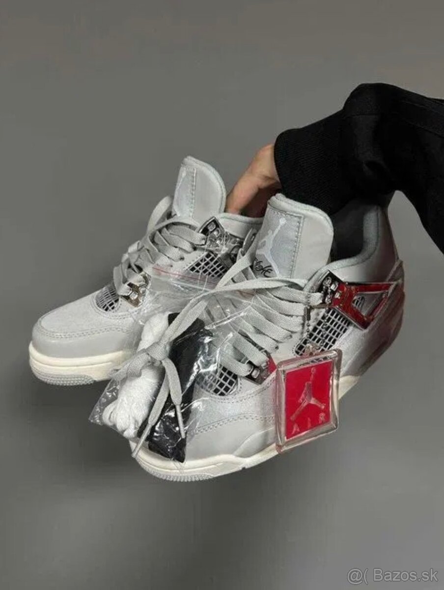 Nike Air Jordan 4 Frozen Moments - 6