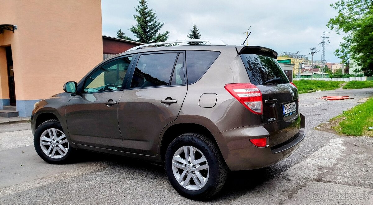 Toyota RAV4 2.0l Valvematic Lux ✅4x4✅ - 6
