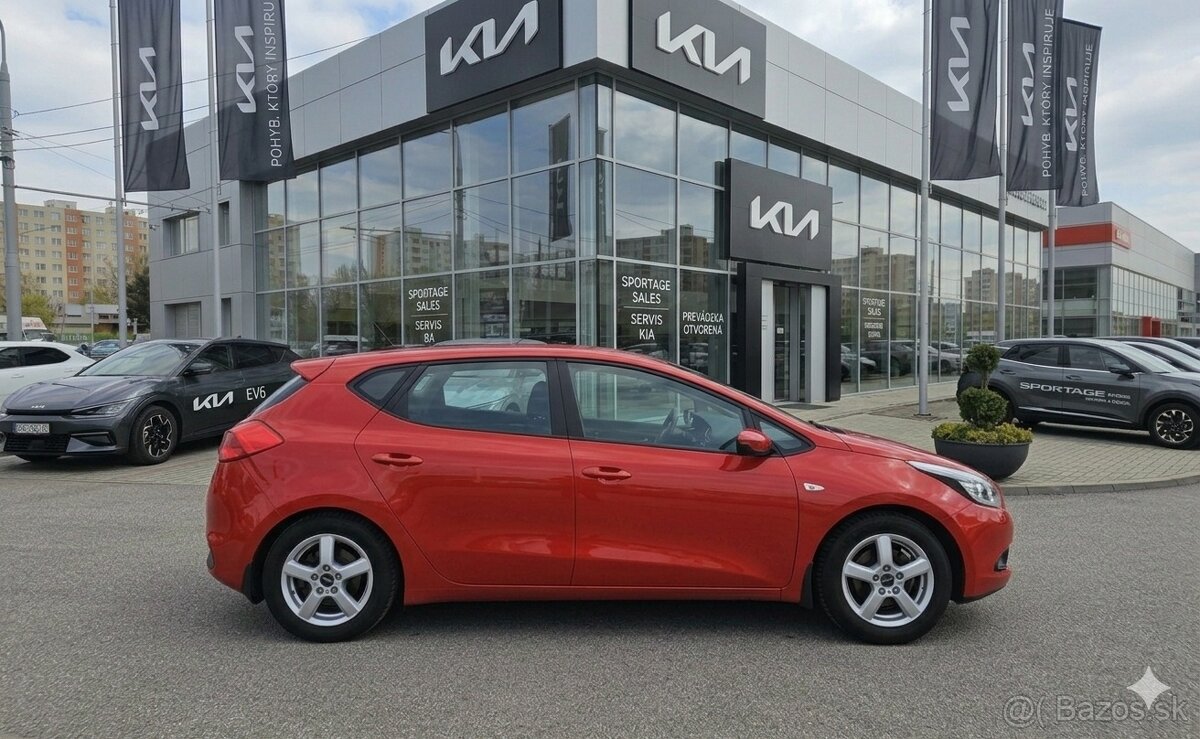 Kia ceed 1.4i - 6