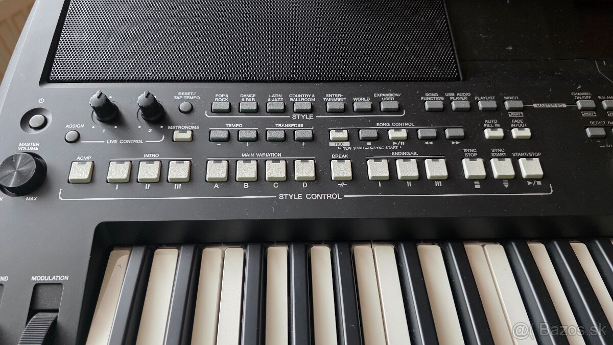 Yamaha PSR-SX600 - 6