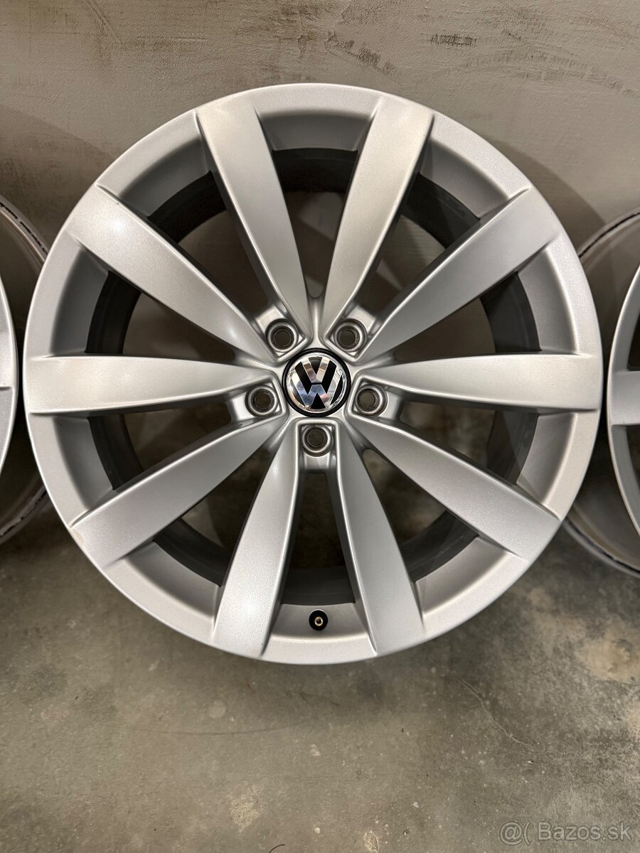 Hliníkové disky 5x112 R19 VW Lugano / VW Chennai - 6