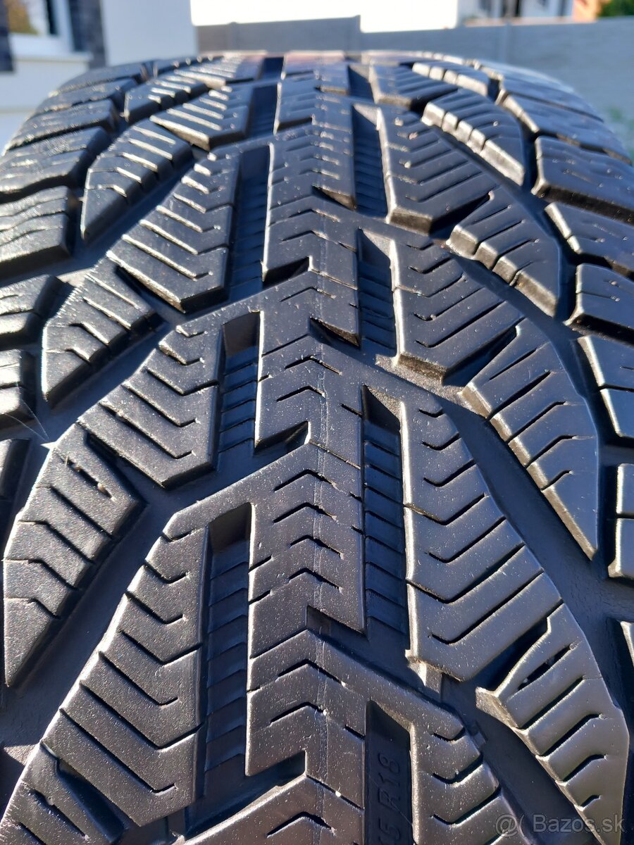 235/45 r18 zimne pneumatiky 4 kusy - 6