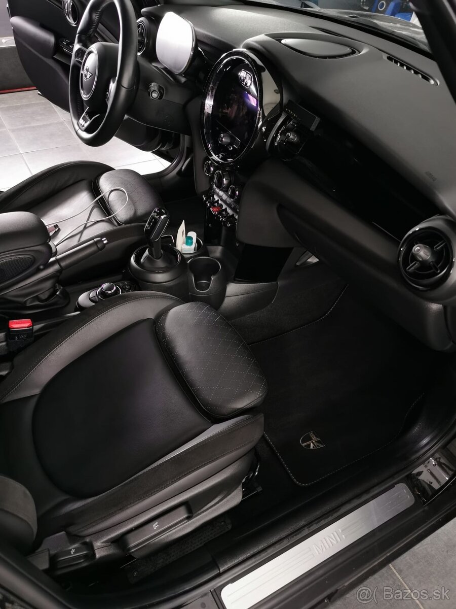 MINI ONE - 6