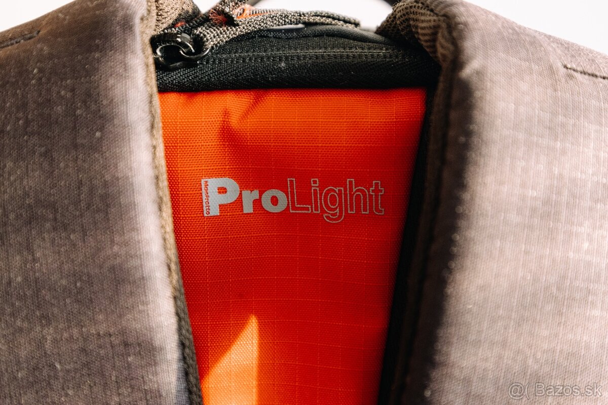 Manfrotto Pro Light backpack RedBee 310 - 6