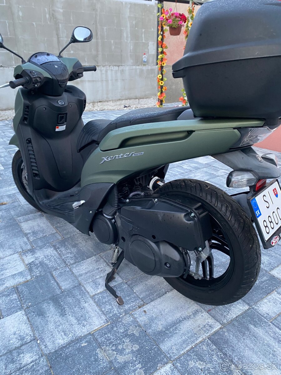 Yamaha Xenter - 6