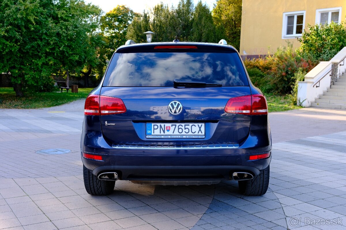 VW Touareg 3.0 V6 - 6