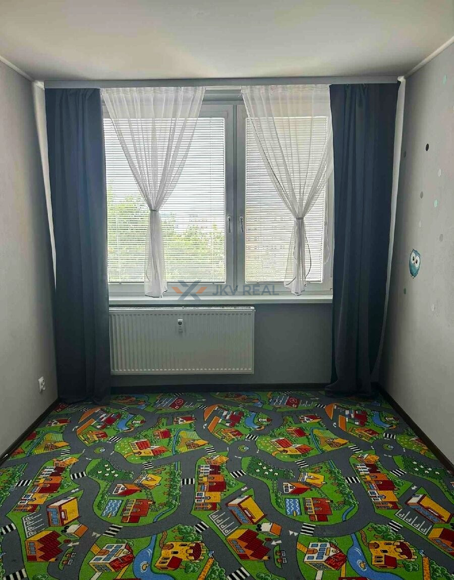 Kompletne zrekonštruovaný čiastočne zariadený 3-izbový byt - 6