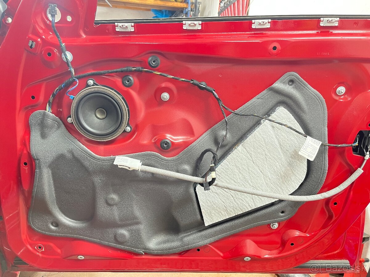 Dvere - pravé zadné BMW 1 f20 - 6