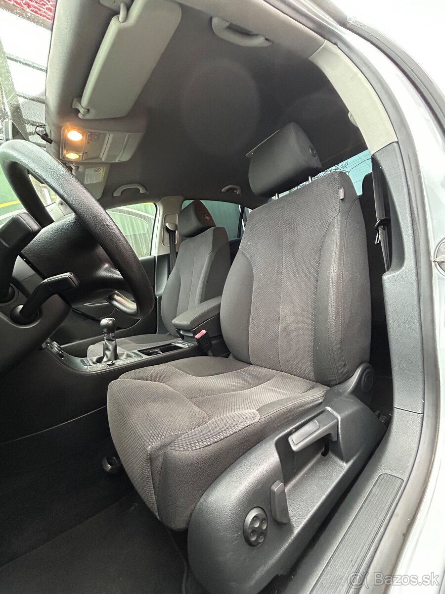 VOLKSWAGEN PASSAT 1.6 85kw 2007 - 6