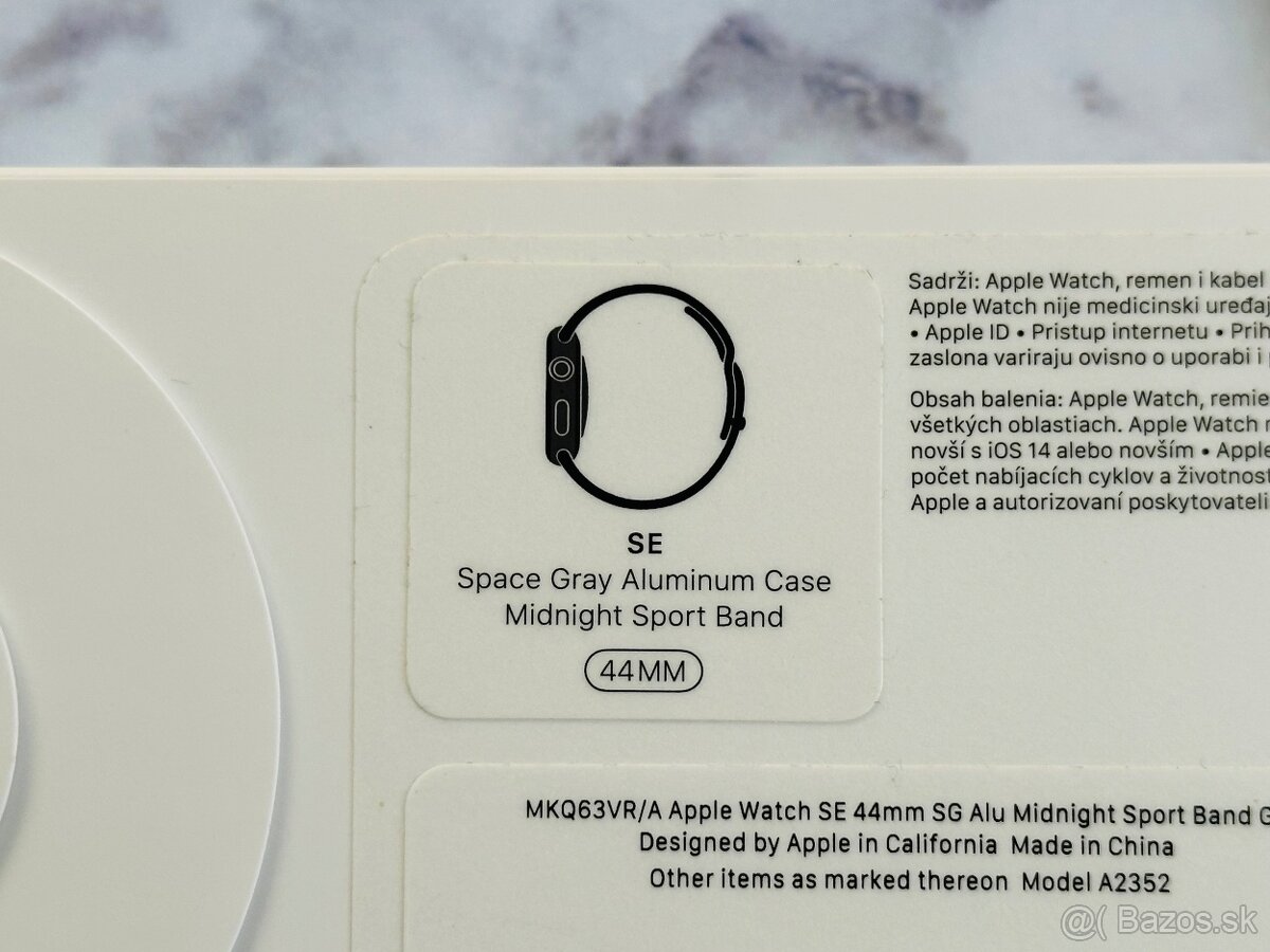 Apple Watch Series SE (1. generácie) 44 mm - 6