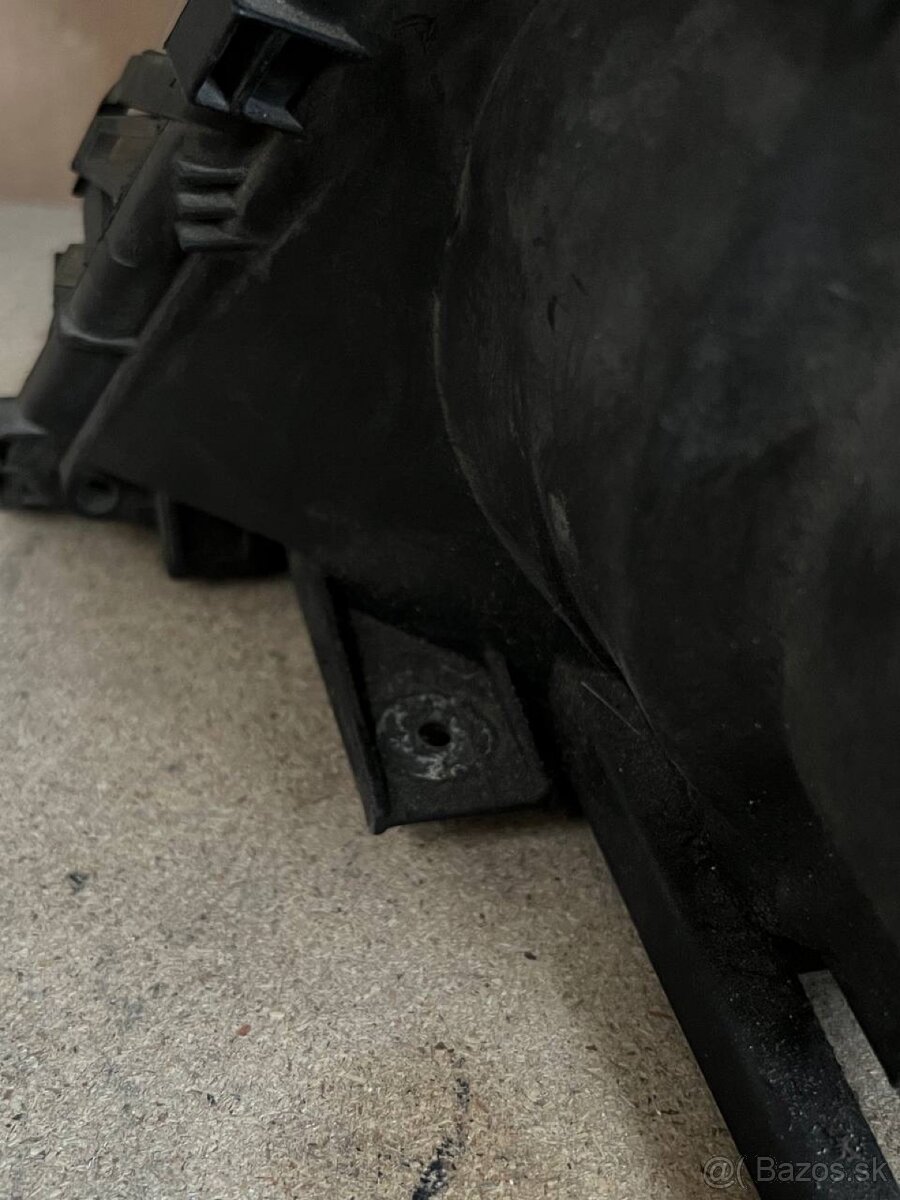 Predné svetlo BMW E46 predfacelift - 6