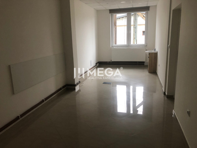 SKVELÁ PONUKA – POLYFUNKČNÝ OBJEKT NA PREDAJ | SNINA - 6