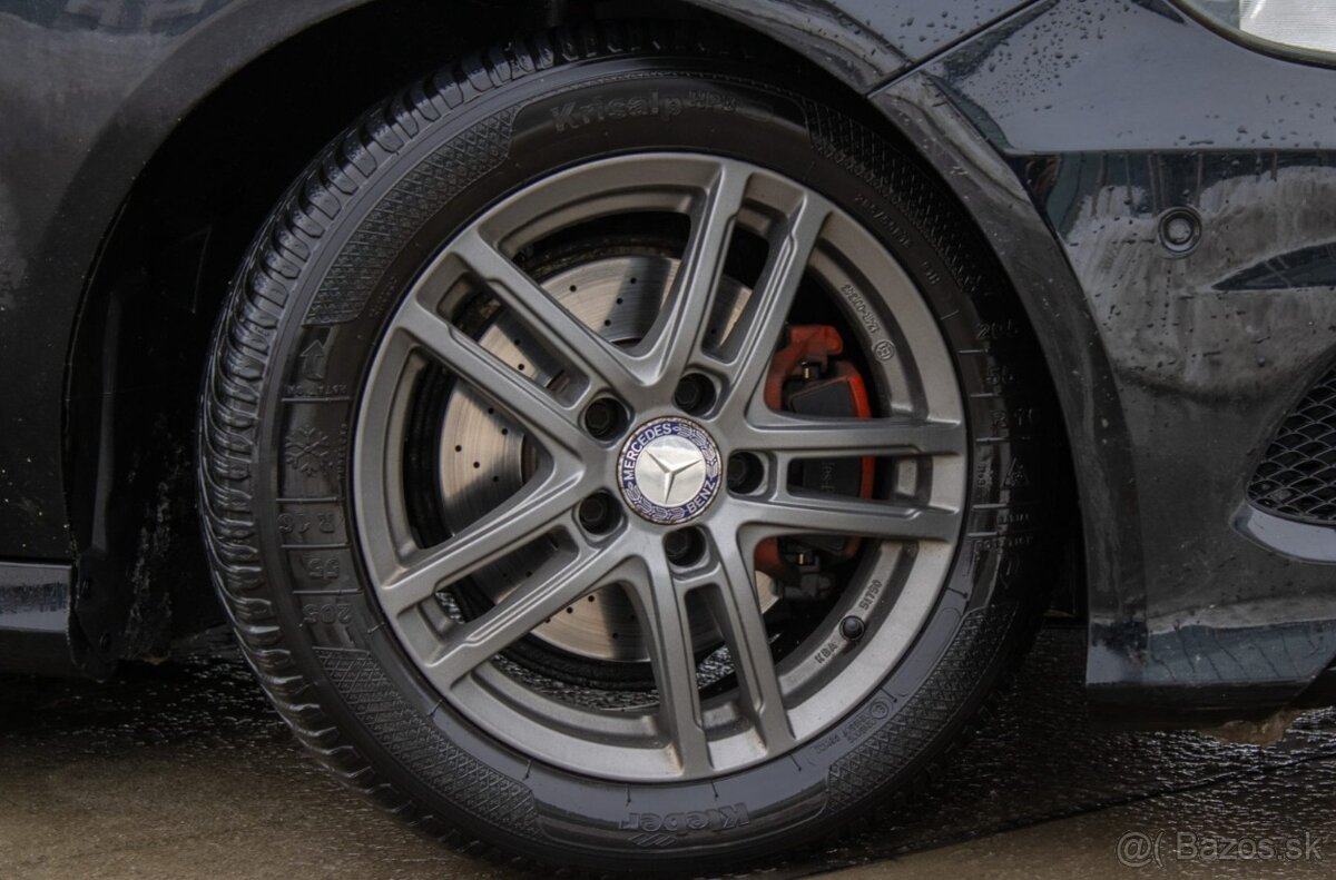 Mercedes-Benz A 180 BlueEFFICIENCY, 90kW - 6