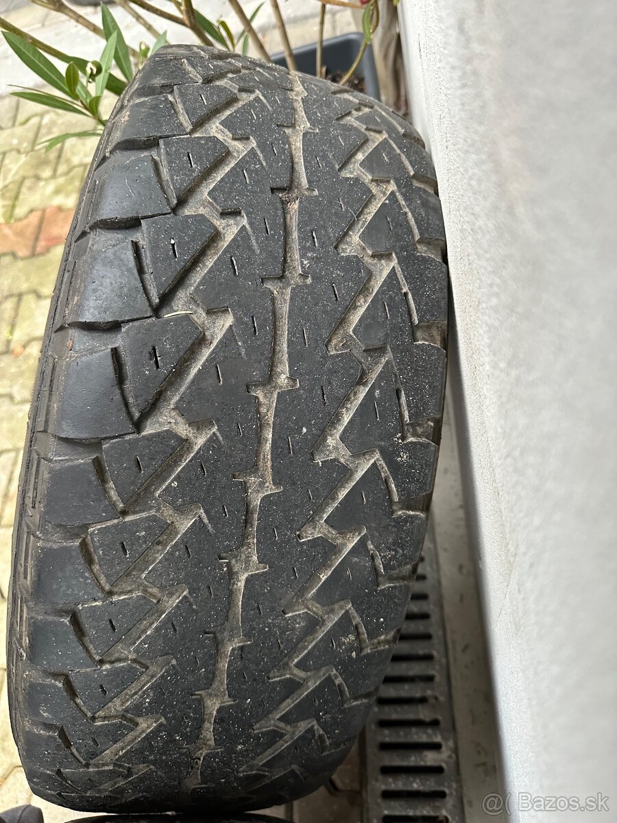 6x139,7 R15 GoodYear - 6