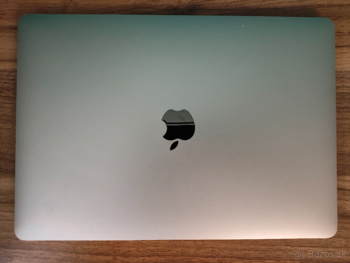MacBook Pro 13 2019 | i5 • 8GB • 256GB SSD - 6