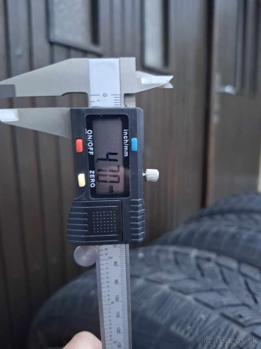 4x zimné pneu Good Year UltraGrip Performance 235/65 R17 - 6