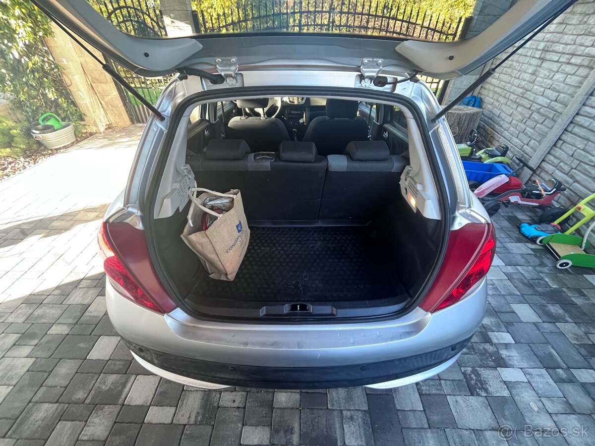 Peugeot 207 - 6