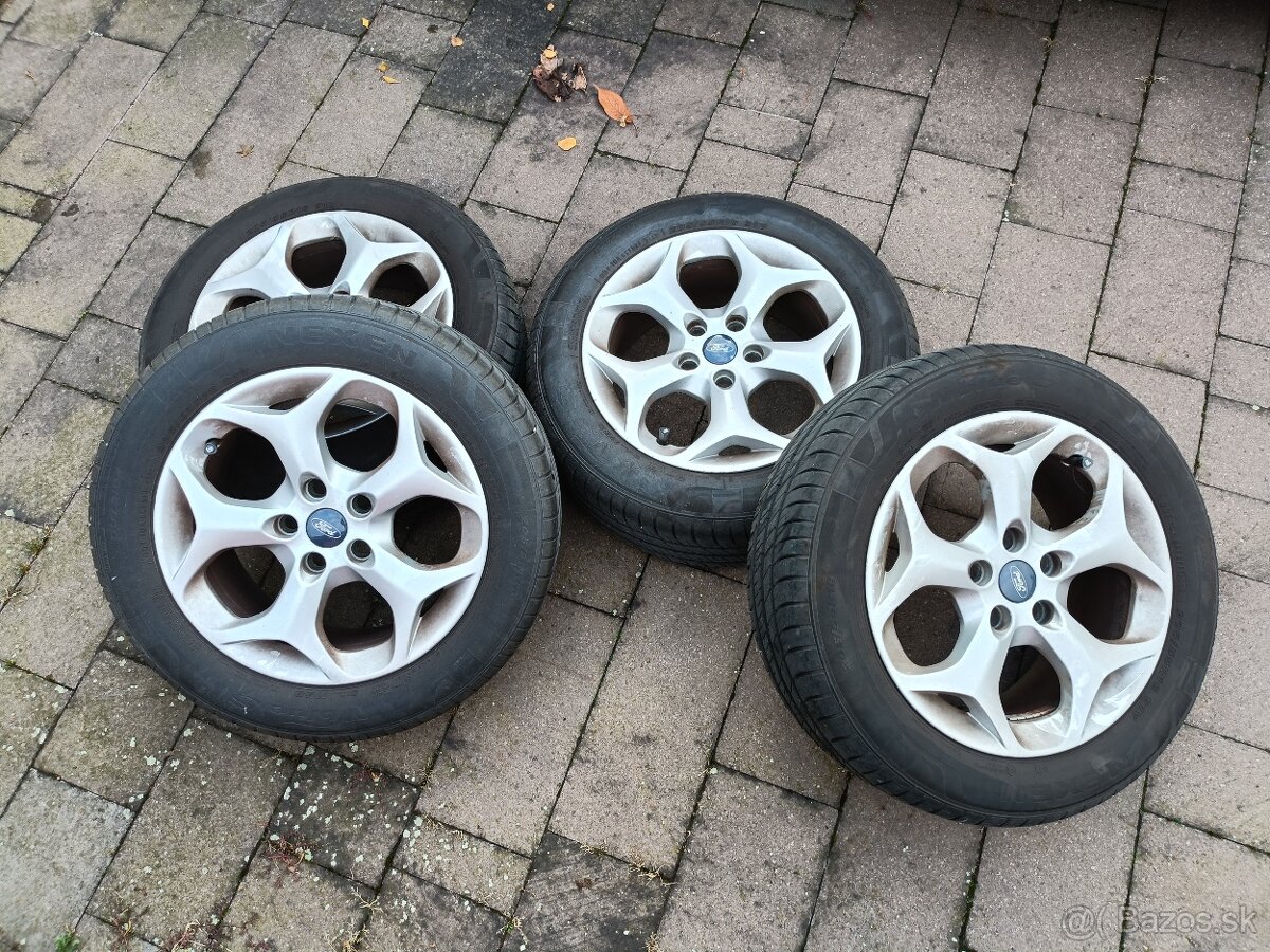 Ford Focus 1.6 benzín – 107 500 km - 6