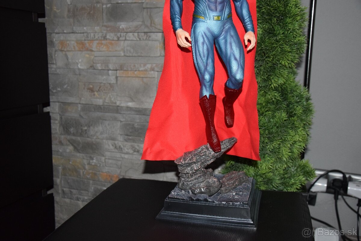 Superman zberatelska figurka - 6