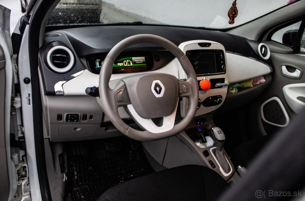 Renault Zoe 2016, 65kW - 6