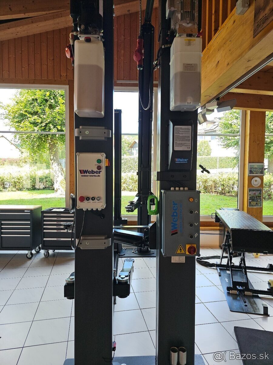 NEMECKÝ dvojstĺpový zdvihák 4.2 a 4.5T WEBER - AUTOMAT - 6